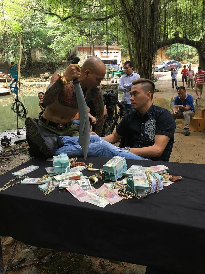 Người phán xử ngoại truyện hé lộ thêm hậu trường báo hiệu phần phim đầy bạo lực Người phán xử ngoại truyện hé lộ thêm hậu trường báo hiệu phần phim đầy bạo lực